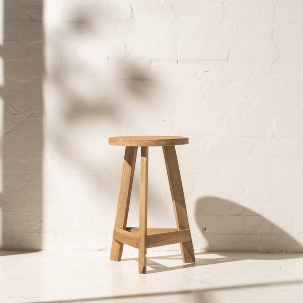 Kalo round stool