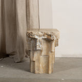 Mekhi Solid Onyx Raw Plinth