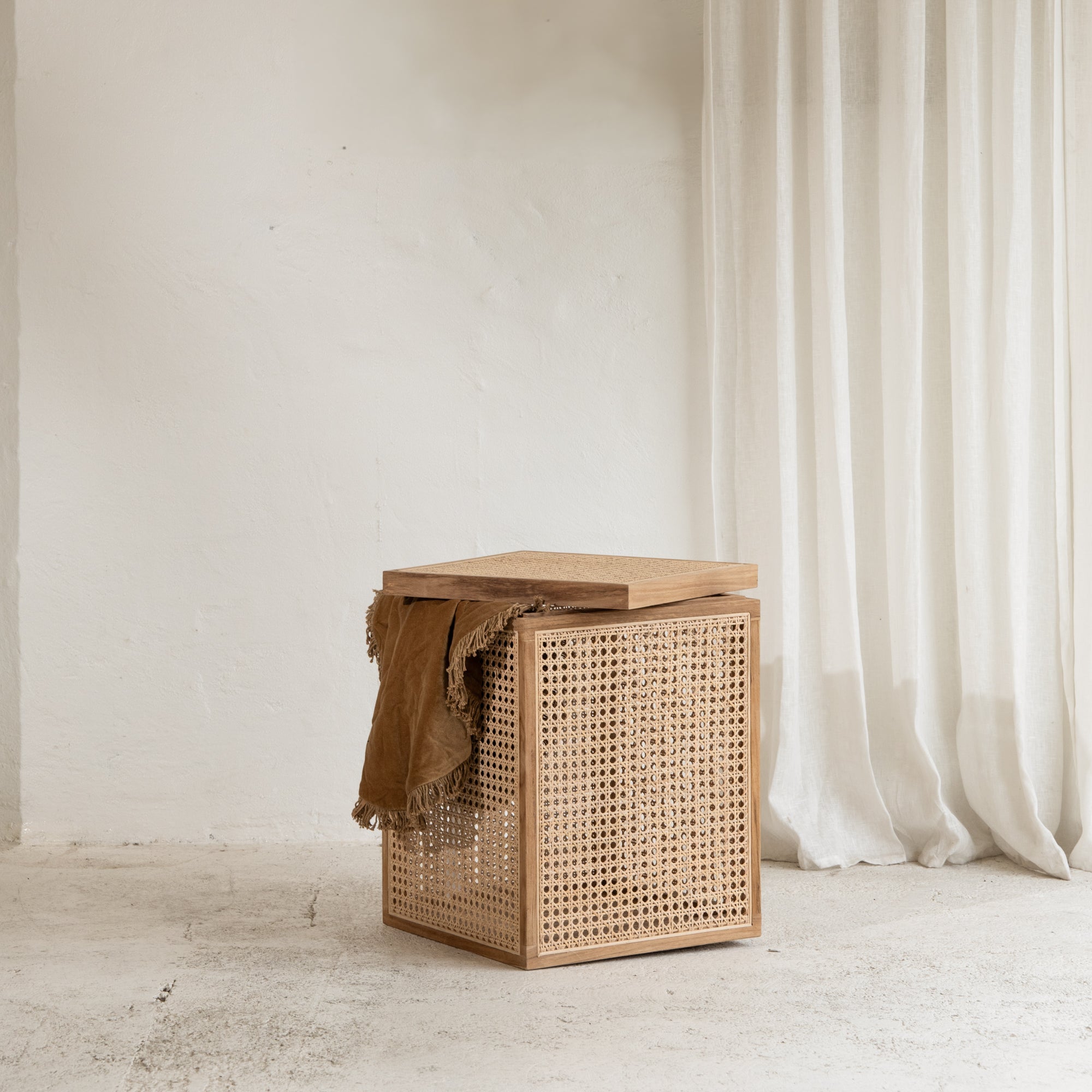 Paadini Rattan Side Table with Storage – Inartisan.