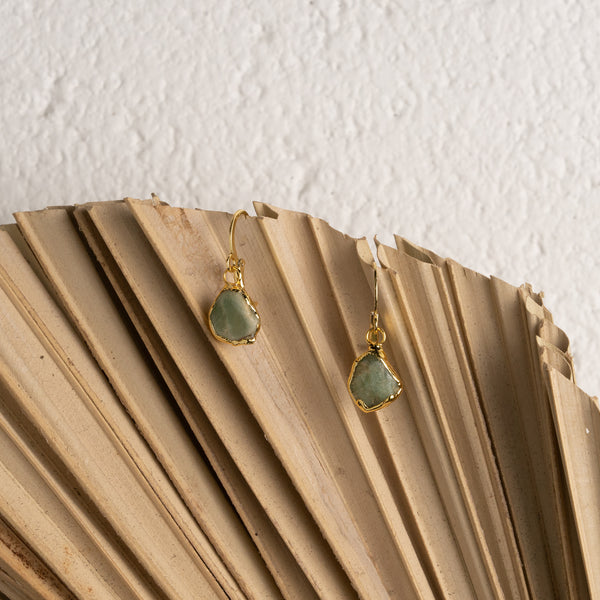 Syma Huggie Earrings