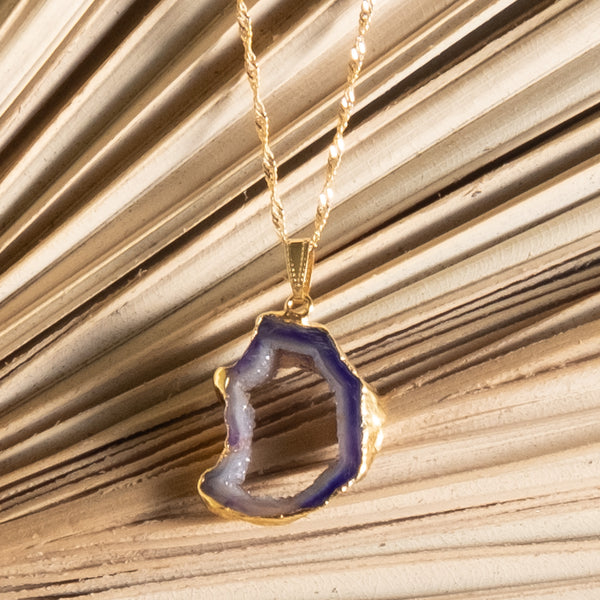 Cacia Stone Necklace