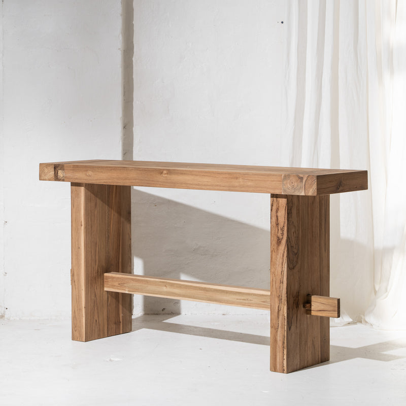 Yashar Rustic Console