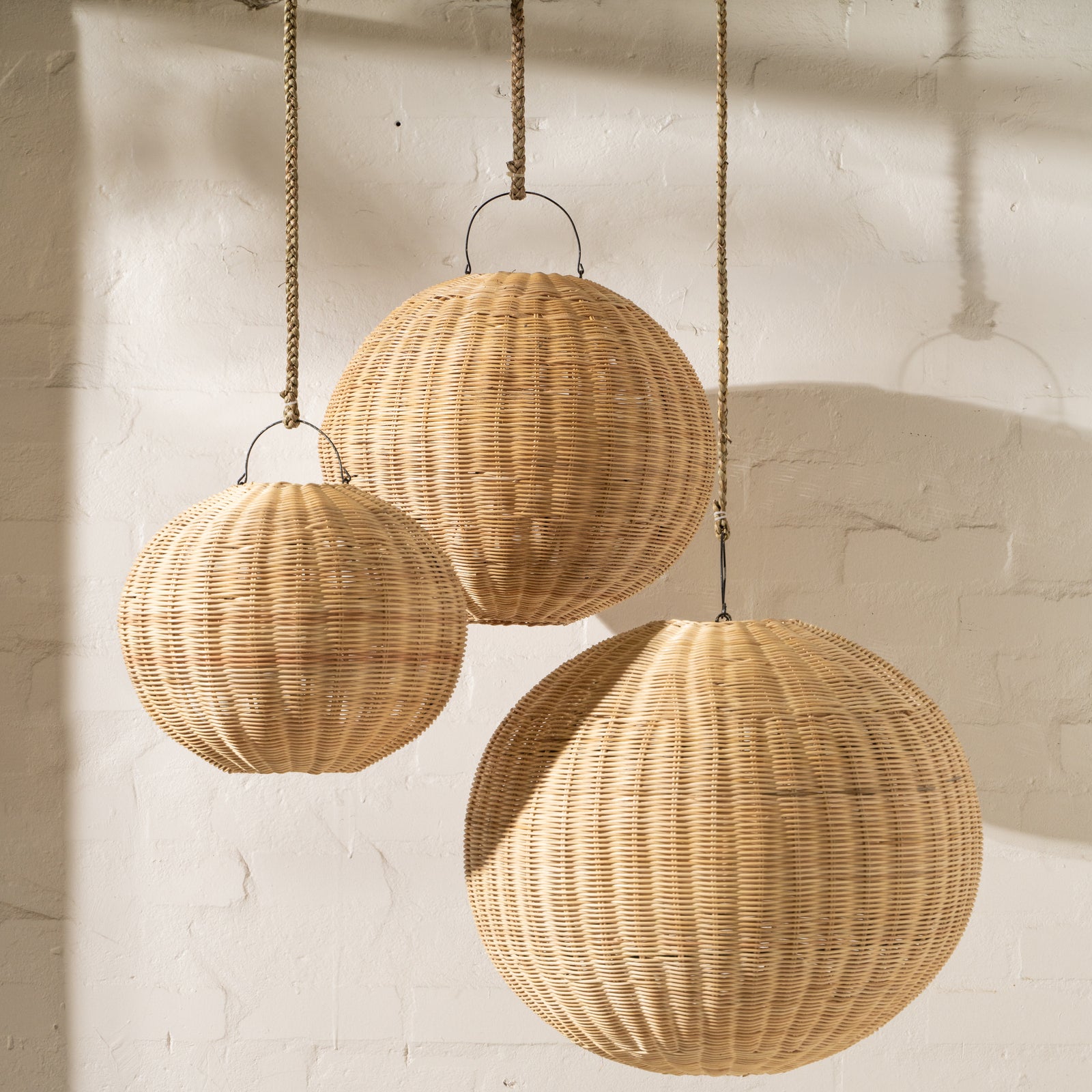 Eridian Woven Ball Light Shade